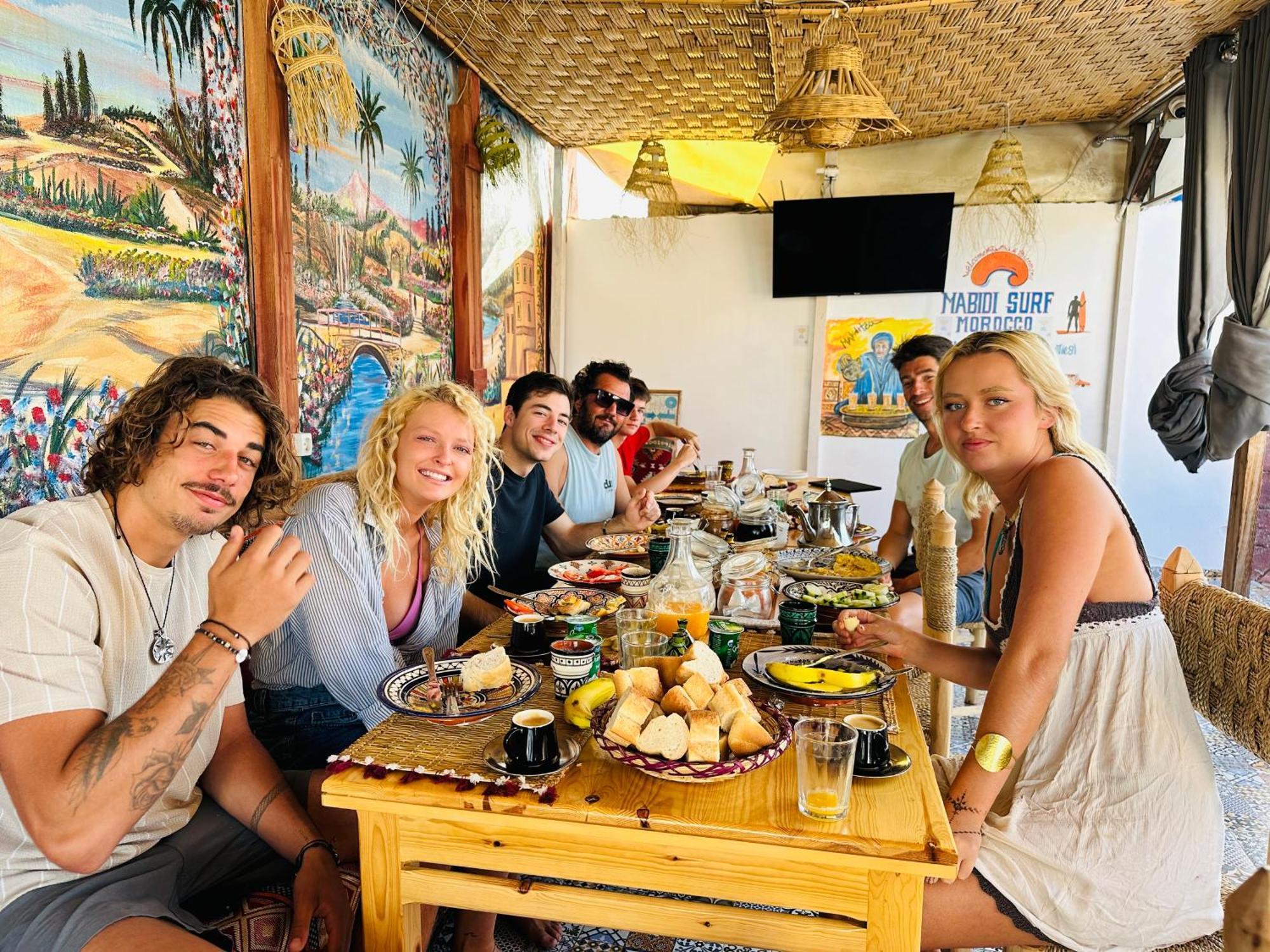 Mabidi Surf Taghazout Hostel Ngoại thất bức ảnh